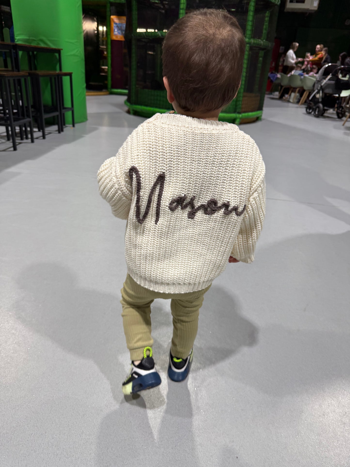 Chunky knit name standard yarn cardigan